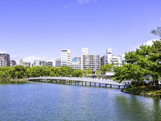 福岡市内発着貸切観光タクシー　福博まちあるきコース 櫛田神社＋東長寺＋柳橋連合市場　＜2.5時間／福岡市内・福岡空港発＞　by HEARTS TRIP