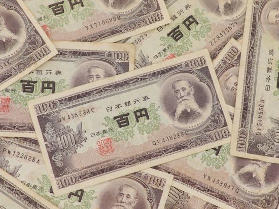 貸切「板垣退助」ツアー　板垣退助像 (高知城)＋自由民権記念館＋板垣退助誕生地の碑＋板垣退助の墓＜3時間／選べる出発時間／空港送迎可／高知市発＞