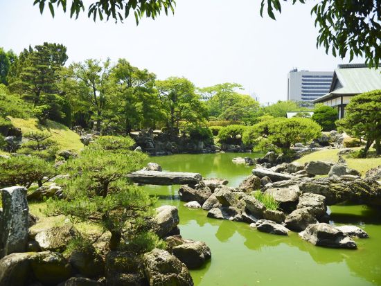 貸切2都市周遊ツアー　鳴門＆徳島の市内観光！　うずしお観潮船＋徳島城＋阿波十郎兵衛屋敷＋霊山寺＋ドイツ館＋藍の館＜7時間／1～9名／徳島市発＞