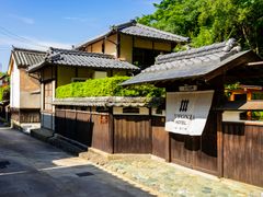 pixta_68204207_M