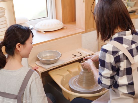陶芸体験　初めての方も大歓迎！一度はやってみたい電動ろくろ体験＜中目黒駅から徒歩5分＞ by 千秋工房