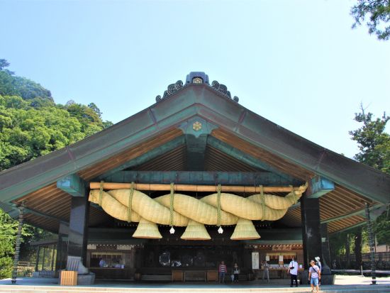 【VIVANT】櫻井家住宅/可部屋集成館から鬼の舌震までの聖地巡礼ツアー 出雲大社＋たたらで栄えた奥出雲の貸切観光タクシー＜5時間30分～／1-4名／松江市発＞