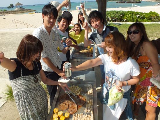 カヤック＆バナナシュノーケル体験とセットで楽しむ！食材持ち込みOKのビーチBBQプラン＜恩納村＞