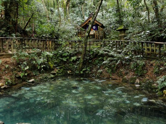貸切観光タクシー　松江の縁結び有名4スポットを巡る半日ツアー＜4時間／1-9名／松江市内発着・玉造温泉お送り可＞4名参加で1名7,900円～ by松江一畑交通