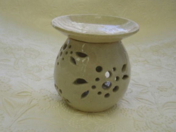 卵の中の眠れる天使 磁器 手作り 一点もの 著名な陶芸家アルヒポヴァの作品 卵の中の眠れる天使 磁器 手作り 一点もの 著名な陶芸家アルヒポヴァの