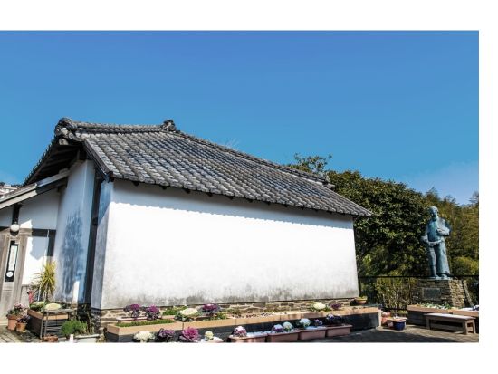 長崎市内発着貸切観光タクシー　外海巡礼コース　ド・ロ神父記念館＋黒崎教会＋遠藤周作文学館＋長崎市外海歴史民俗資料館 ＜4時間＞ byブルーキャブ