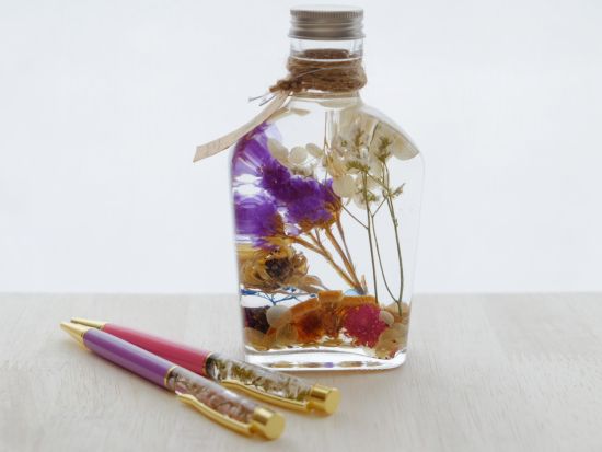 ボトルハーバリウムorボールペン手作りワクワク体験 ギフトにもおすすめ！＜中目黒駅から徒歩5分＞ by 千秋工房