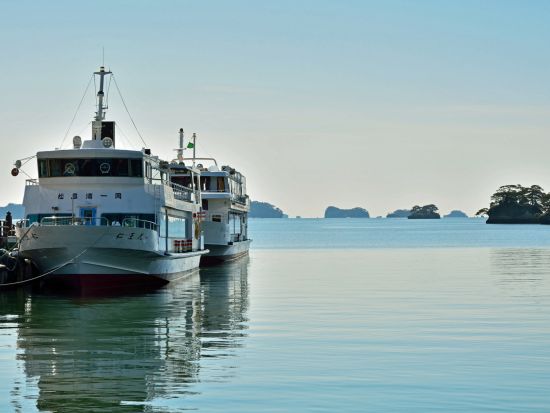 仙台発日帰りツアー　日本三景松島遊覧船乗船・松島離宮・瑞巌寺+笹かま＆牡蠣付き♪＜火木金土限定／仙台駅発着＞