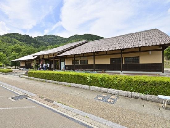 貸切観光タクシー 世界遺産石見銀山と石見ワイナリーの自由散策 1日観光＜7時間／1-9名／松江市内発着＞4名参加で1名14,813円～by松江一畑交通