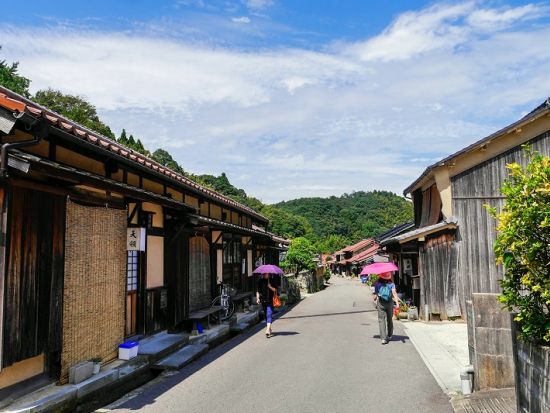 貸切観光タクシー 世界遺産石見銀山と石見ワイナリーの自由散策 1日観光＜7時間／1-9名／松江市内発着＞4名参加で1名14,813円～by松江一畑交通