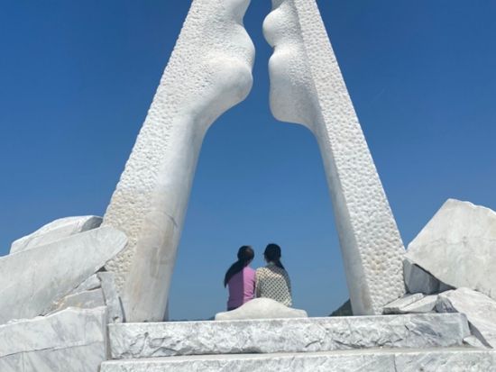 貸切観光タクシー しまなみ海道で瀬戸内海の島周遊 尾道＋生口島＜8時間／1-6名／広島市内・空港発＞4名参加で1名16,550円～ byカープタクシー