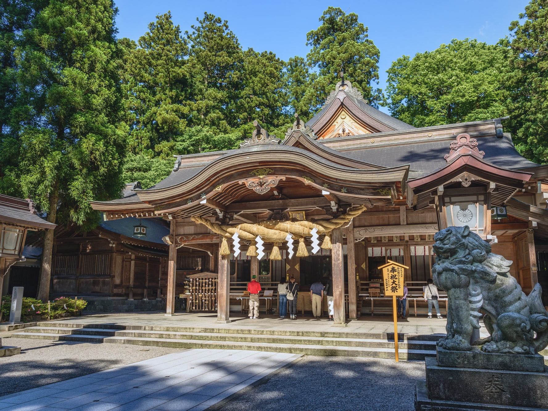 金沢周辺のパワースポットを巡る 貸切タクシー半日ツアー 白山比咩神社や金劔宮など 金運 商売繁盛 縁結びにご利益のあるスポットへご案内 2 5時間 金沢発 金沢の観光 遊び 体験 レジャー専門予約サイト Veltra ベルトラ