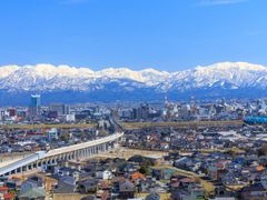 pixta_48689988_M