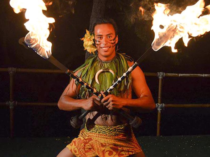 hawaii-resort-fire-dance4