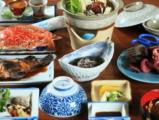 佐久島 船釣りツアー　大人も子どもも釣り船で体験！＜釣具一式レンタル付／東港発＞by 市兵衛