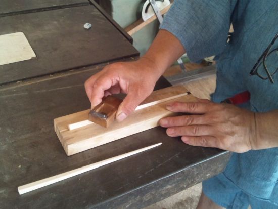 江戸指物 マイ箸作り体験 大正元年創業の工房 数少なくなった伝統工芸士に学ぶ＜台東区／蔵前駅徒歩5分＞ by 茂上工房