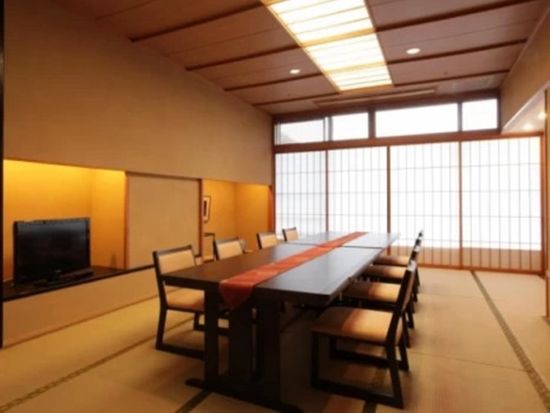 dc58f2aa-9a48-4a42-aeab-a1c501fb9d1c