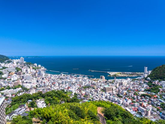 伊豆山温泉 ホテルニューさがみや1泊2日 オーシャンビューの和室 天然温泉の大浴場 季節の懐石味覚コースを堪能 2 3名1室 夕 朝食付 熱海 熱海 伊東の観光 遊び 体験 レジャー専門予約サイト Veltra ベルトラ 伊豆山温泉 ホテルニューさがみや1泊2日 オーシャンビューの和室 天然温泉の大浴場 季節の懐石味覚コースを堪能 2 3名1室 夕 朝食付 熱海 熱海 伊東の観光 遊び 体験 レジャー専門予約サイト Veltra ベルトラ