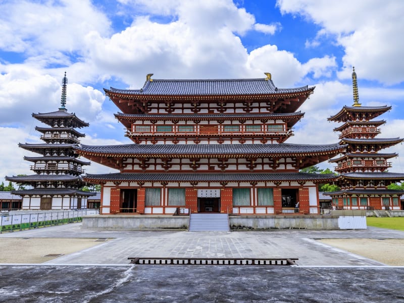 Japan_Nara_Yakushi-ji_PIXTA_67127820