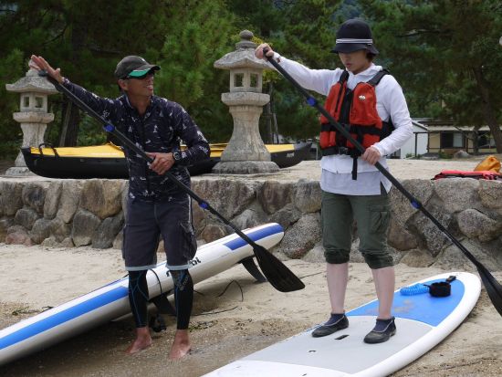 スタンドアップパドル（SUP）ツアー　厳島神社や大野瀬戸など、宮島の絶景をSUPで巡る！＜宮島＞by SUP宮島