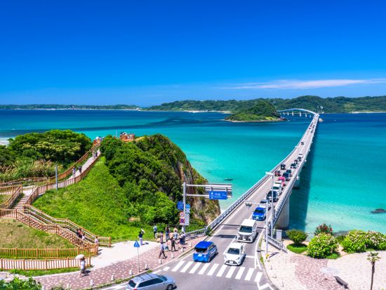福岡発着日帰りバスツアー　赤間神宮＋角島大橋＋元乃隅神社 唐戸市場では60分フリータイムあり