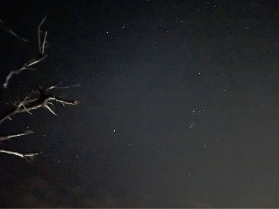 海中道路 夜のカヤック体験 ライトアップされた海中道路を海の上から鑑賞！日中とは雰囲気が違う沖縄の海を堪能♪＜うるま市＞