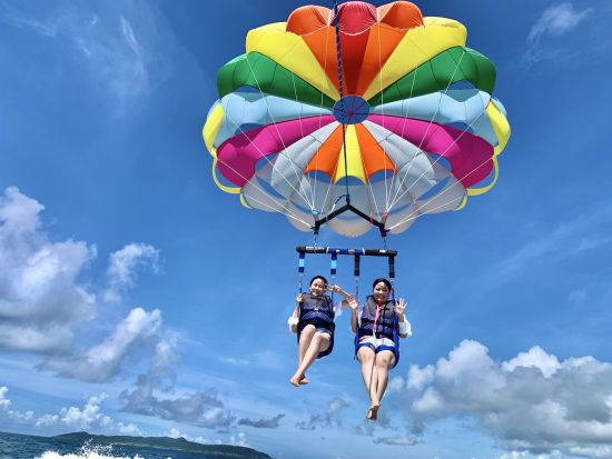パラセーリング　選べる高さ50m／75m／100m　＜石垣港＞