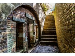 pixta_75856018_M