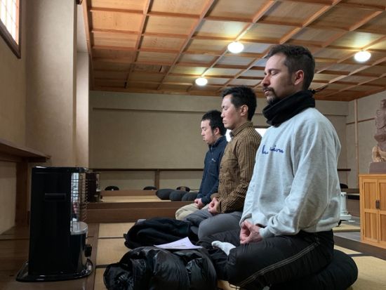 東山寺院群ウォーキングツアー　8つの寺を巡り飛騨高山の歴史と文化に触れる　座禅体験プランあり＜午前／高山＞by ハッピープラス