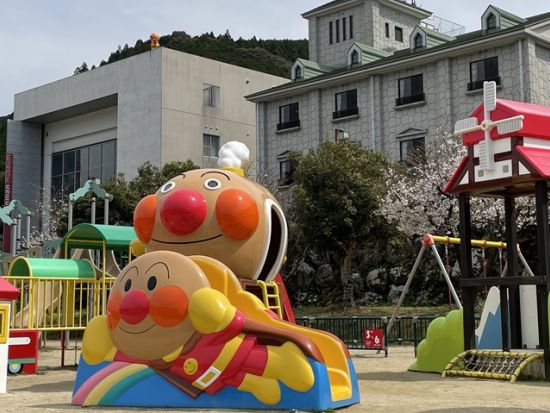 やなせたかし記念館 アンパンマンミュージアム＋朴ノ木公園 送迎＜片道・往復選択可／高知市内発＞