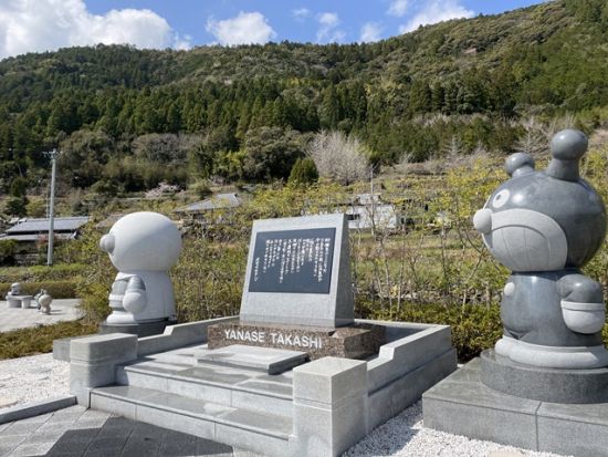 やなせたかし記念館 アンパンマンミュージアム＋朴ノ木公園 送迎＜片道・往復選択可／高知市内発＞