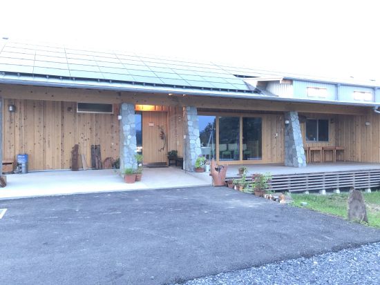 埼玉　武蔵ワイナリー　ブドウ畑＆醸造所見学ツアー　参加日にワインを購入すると1000円オフ！＜1時間／試飲付／現地集合・解散／比企郡＞ 