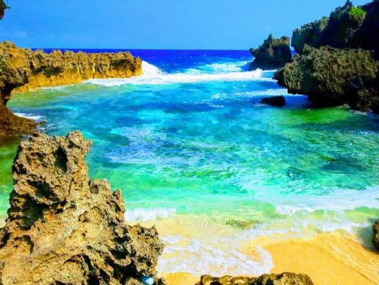 島内観光ツアー 島人厳選！完全オーダーメイドで島の厳選スポットを効率良くご案内 シュノーケリングやリーフトレッキングも＜3時間または6時間＞by feel it