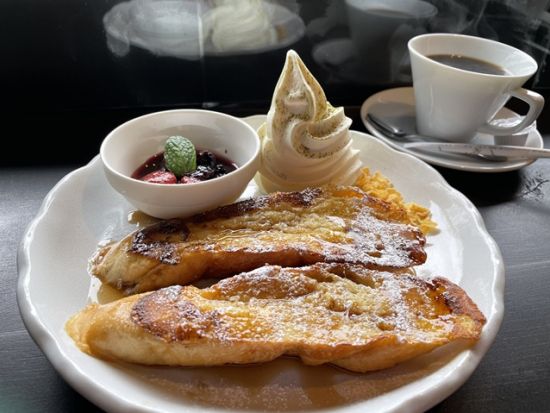 貸切観光タクシー にこ淵＋安居渓谷＋中津渓谷＋名越屋沈下橋 人気スポット全制覇！感動の仁淀ブルー1日観光＜8時間／選べる出発時間／高知市内発＞