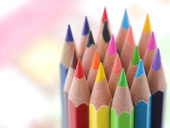 【女性限定】色えんぴつセラピー体験 本当の自分が見えてくる！話題のカラーセラピー法で心理分析【60分】＜恵比寿＞by ブルーベルフラワーセラピーアカデミー 