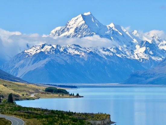 クライストチャーチ⇔マウントクック 観光送迎ツアー 選べる出発時間！*アルプスリムジン＜日本語ドライバーガイド＞