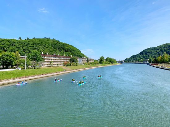 網走リバーカヤックツアー しっかりカヤックを楽しみたい方にオススメのコース＜地元産ドリンク付／4～11月／約2.5時間／網走市＞by コネクトリップ
