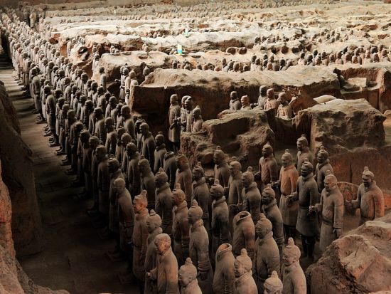 西安 1日観光ツアー　兵馬俑＆秦始皇帝陵＆大雁塔＆唐歌舞ショー観賞＆ビャンビャン麺＆餃子宴 ＜貸切／食事付き／日本語ガイド／西安発＞