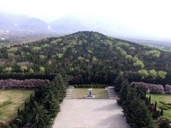 選べる2種の空港送迎プラン！中国西安を巡る日帰りプライベートツアー☆兵馬俑＋秦始皇帝陵＋華清池 ＜貸切／昼食付／日本語ガイド／西安ホテル発 or 空港発＞