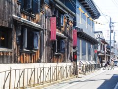 pixta_75776770_M