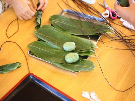 新潟名物 笹だんご作り体験　できたてアツアツを試食　3歳～参加OK！ファミリーにおすすめ＜午前or午後／2時間／十日町＞