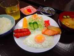 朝食