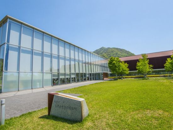 自分のペースでゆっくり巡れる！出雲國に古来から伝わる風習「潮汲み」体験セット　「出雲のかみしお」のプレゼント付き