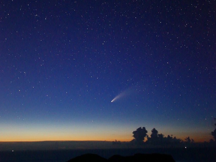 星空観賞ナイトツアー バズーカ望遠鏡で身近に感じる宇宙 島民も参加するスターウォッチング＜夜／送迎付き／小笠原諸島・父島発＞by たびんちゅ |  伊豆諸島・小笠原諸島の観光&遊び・体験・レジャー専門予約サイト VELTRA(ベルトラ)