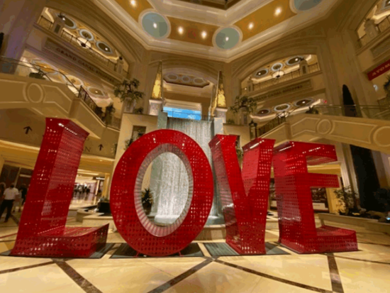 ラスベガス ナイトウォーキングツアー　おすすめポイントでの撮影タイムあり ＜日本語ガイド＞