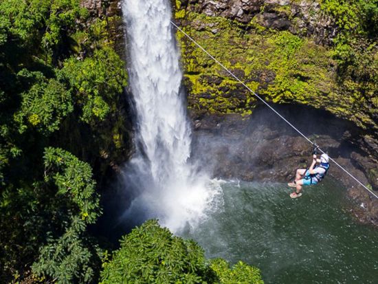 ハワイ島　ジップライン7本　コレコレ滝の上を滑走 ＜英語インストラクター＞