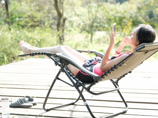 里山テントサウナ　大自然の中でととのう！話題のアウトドアサウナを富士山麗の川のほとりで体験＜午前・午後／富士宮市＞