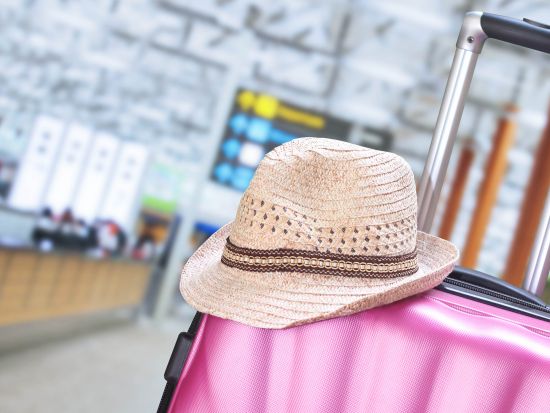 ダニエル・K・イノウエ国際空港（旧ホノルル国際空港）貸切送迎シャトルサービス by ロバーツハワイ