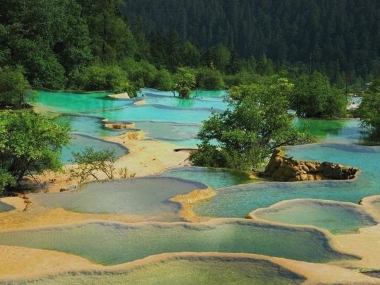 世界自然遺産 九寨溝＆黄龍2泊3日ツアー　成都から新幹線利用 ＜複数プラン有り・貸切／日本語ガイド／食事付き／成都発＞