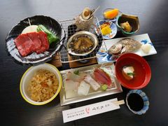 F003_00301_LUNCH_560_420